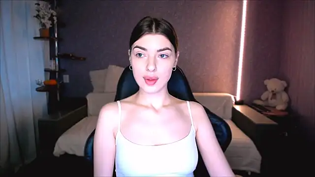Snapshot of Dianaa_Lee0 chatting on 06.01.26 Dianaa Lee0 online show from 06.01.26