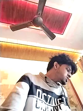 Snapshot of soft_hearted chatting on 04.08.26 soft hearted online show from 04.08.26