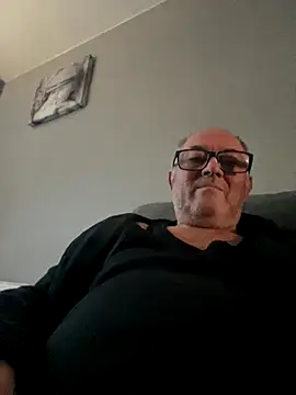 naughtygrandad1 online show from 10.06.25