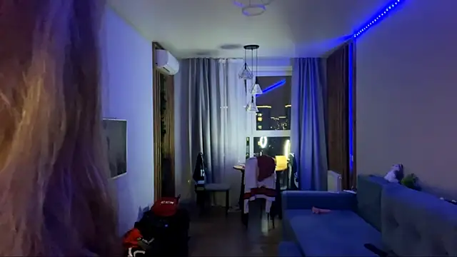 Snapshot of PandaFluff chatting on 11.14.25 PandaFluff online show from 11.14.25