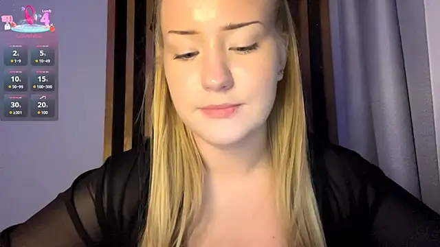 Snapshot of PandaFluff chatting on 11.17.25 PandaFluff online show from 11.17.25