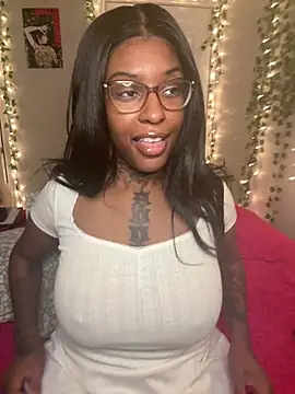 MistiSavannah online show from 02.21.26