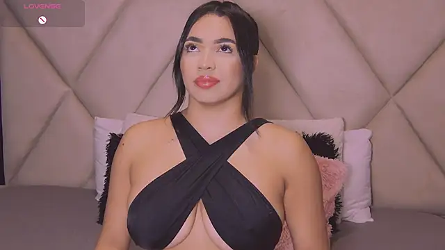 CharlotteeBrownn online show from 10.17.25