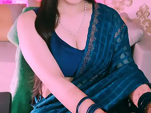 Snapshot of My_Rose chatting on 10.19.25 My Rose online show from 10.19.25