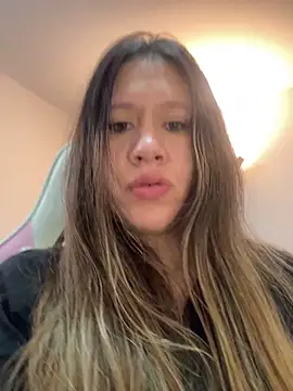 emma hot2006 online show from 10.23.25