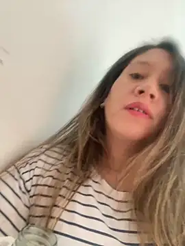 emma hot2006 online show from 11.22.25