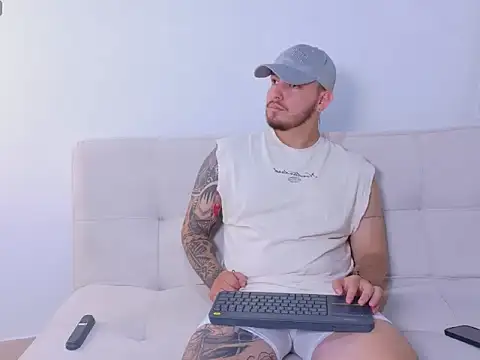 Snapshot of JaxRagnar chatting on 05.19.26 JaxRagnar online show from 05.19.26