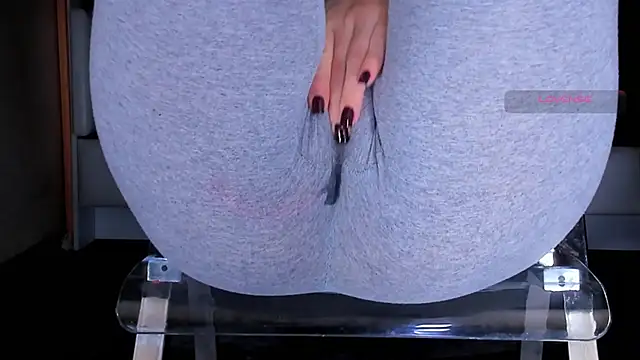 Cameltoe squirt inPants online show from 04.04.26