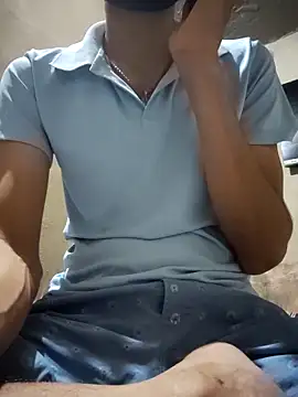 Snapshot of vickylis chatting on 09.08.25 vickylis online show from 09.08.25