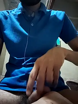 Snapshot of vickylis chatting on 09.14.25 vickylis online show from 09.14.25