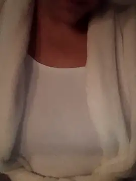 Cassandrina1 online show from 09.27.25