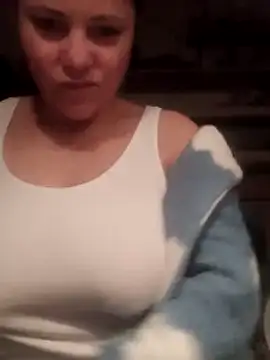 Cassandrina1 online show from 11.22.25