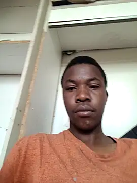 Snapshot of sweetdickboy2 chatting on 10.22.25 sweetdickboy2 online show from 10.22.25