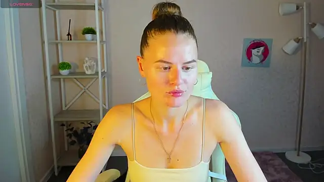 Snapshot of Wanda_Gomez chatting on 09.15.25 Wanda Gomez online show from 09.15.25