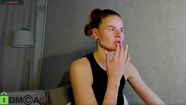 Snapshot of Wanda_Gomez chatting on 10.16.25 Wanda Gomez online show from 10.16.25