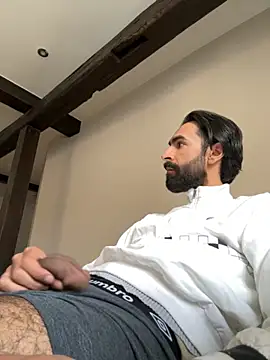 Snapshot of SergioGarcia93 chatting on 10.11.25 SergioGarcia93 online show from 10.11.25