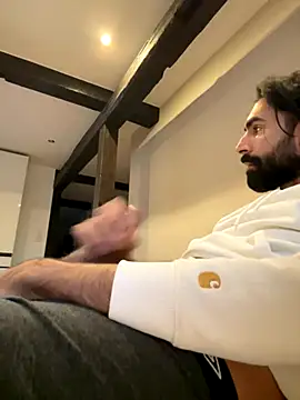 Snapshot of SergioGarcia93 chatting on 10.12.25 SergioGarcia93 online show from 10.12.25