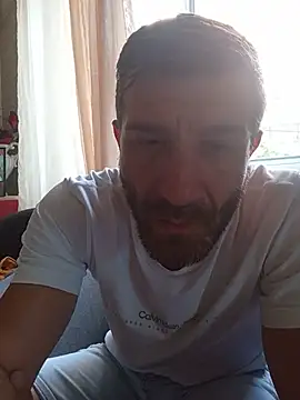 Snapshot of Alexdaniel89 chatting on 06.25.26 Alexdaniel89 online show from 06.25.26