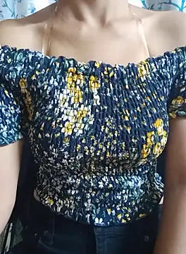 Snapshot of Aashiika1176 chatting on 10.08.25 Aashiika1176 online show from 10.08.25