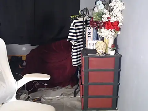 naughtyboyloy 0 online show from 03.07.26