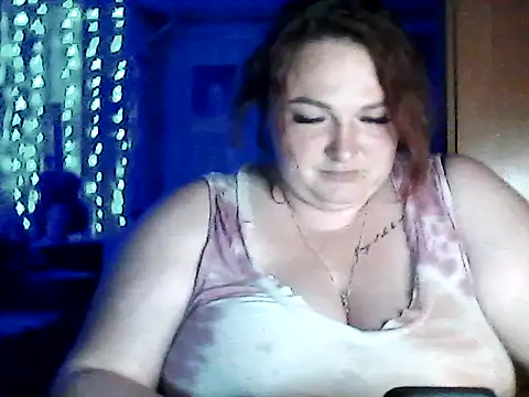 Snapshot of AngelQSky chatting on 06.08.26 AngelQSky online show from 06.08.26