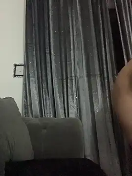 itsyourgirltee online show from 02.04.26