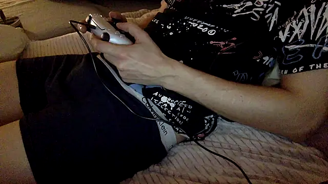 Breezydicksn online show from 10.16.25