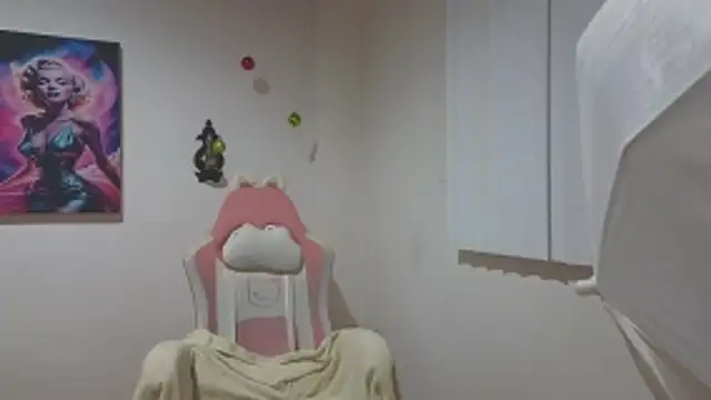 Crystal Star  online show from 12.22.25