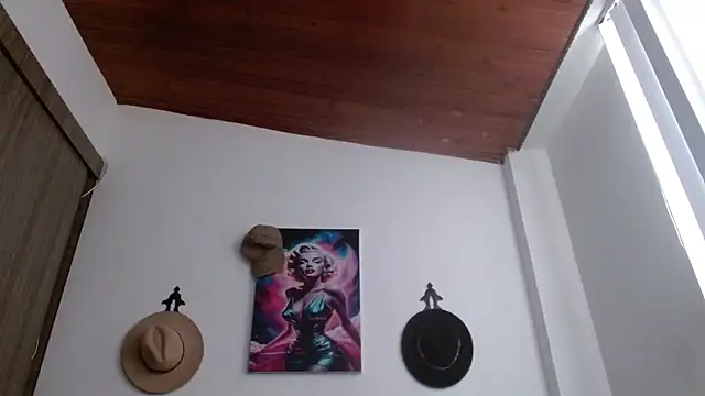 Crystal Star  online show from 02.25.26