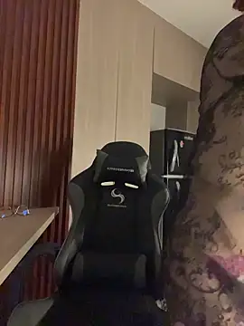 Enyagleam  online show from 03.15.26