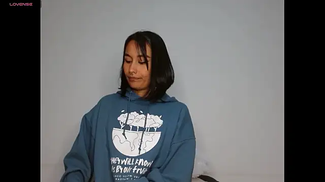 Gia Lee online show from 01.18.26