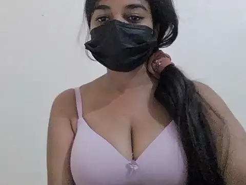 Snapshot of Little_toy_girl chatting on 05.16.26 Little toy girl online show from 05.16.26