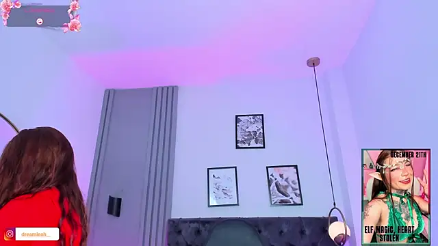 Snapshot of dreamleah_ chatting on 12.14.25 dreamleah online show from 12.14.25