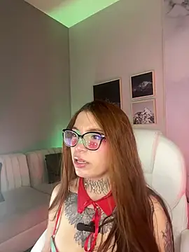 Snapshot of dreamleah_ chatting on 06.02.26 dreamleah online show from 06.02.26