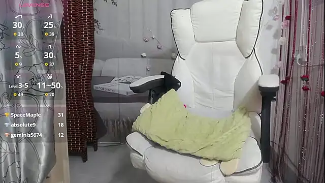 KateCondon online show from 11.25.25