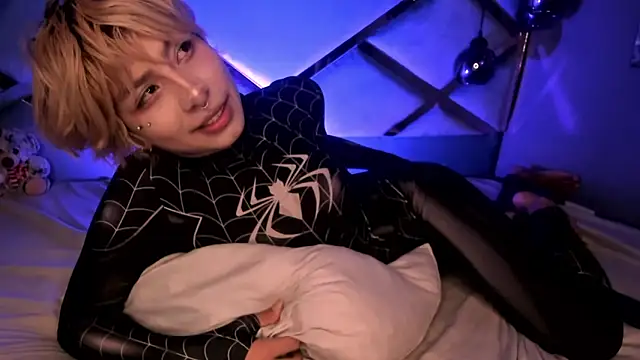 OliIverr22 online show from 12.21.25