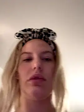 Chloemillerrxx online show from 09.16.25