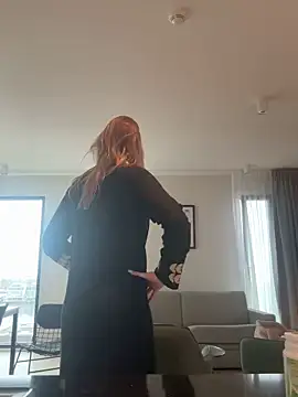 Chloemillerrxx online show from 12.02.25