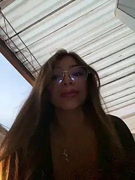 Snapshot of Maddy_Piink chatting on 02.12.26 Maddy Piink online show from 02.12.26