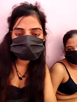 Snapshot of Hot-komall chatting on 09.15.25 Hot-komall online show from 09.15.25