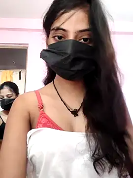 Snapshot of Hot-komall chatting on 09.24.25 Hot-komall online show from 09.24.25