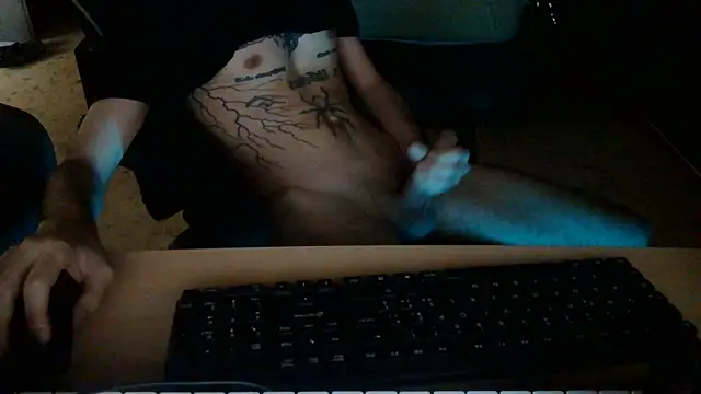 Snapshot of Kryk97 chatting on 05.18.26 Kryk97 online show from 05.18.26