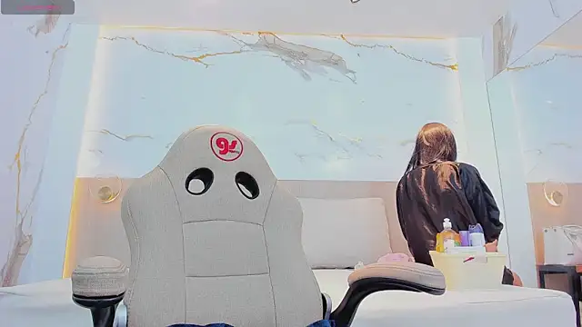 valirya devote online show from 11.11.25