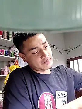 Snapshot of hoteder chatting on 11.11.25 hoteder online show from 11.11.25