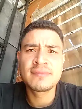 Snapshot of hoteder chatting on 11.17.25 hoteder online show from 11.17.25