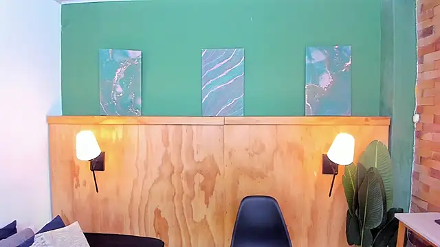 halleylorens online show from 04.01.26