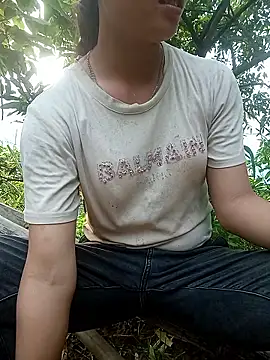 Snapshot of Ruaiuoi chatting on 06.16.26 Ruaiuoi online show from 06.16.26