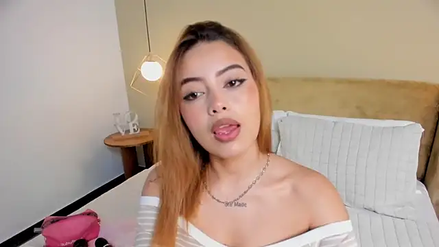 Snapshot of ArianaSilva_ chatting on 09.13.25 ArianaSilva online show from 09.13.25