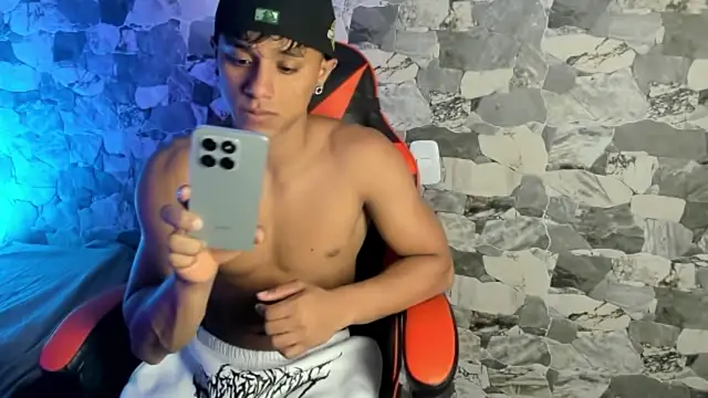 ZYZZ1312 online show from 04.24.26