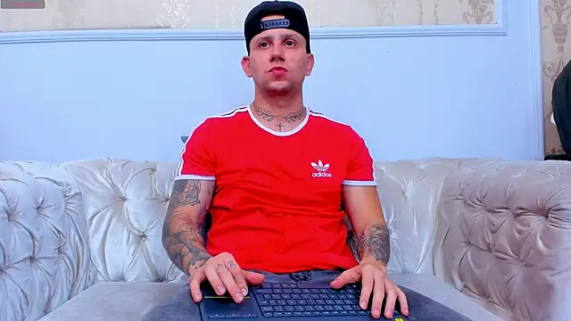 Snapshot of Scott_Clark chatting on 11.06.25 Scott Clark online show from 11.06.25